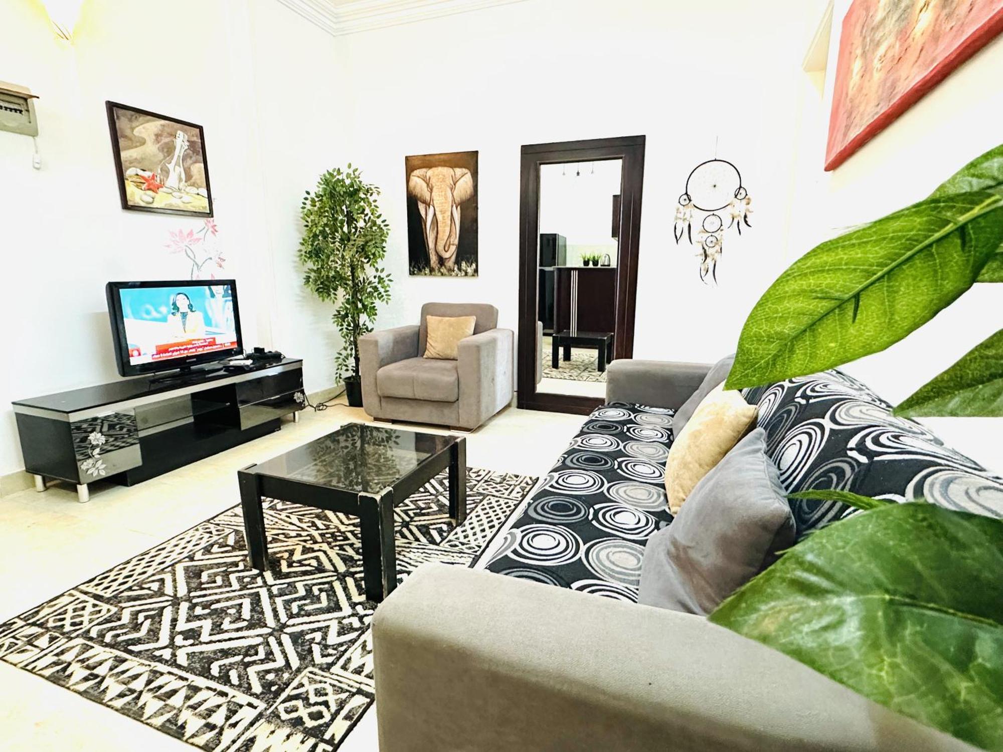 Apartment Zebra Center