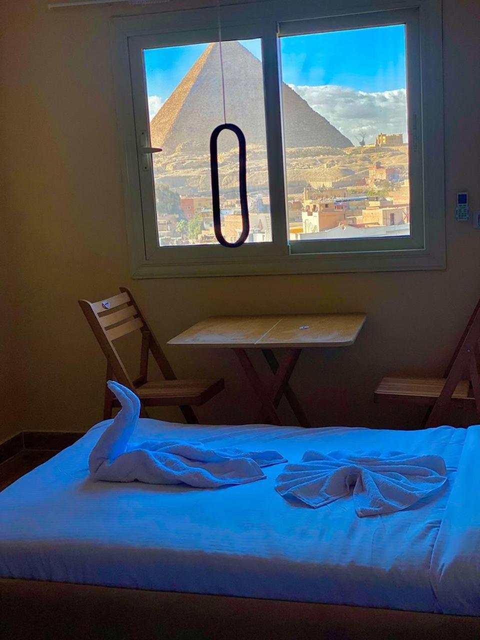 Moonlight Pyramids View Hotel 4*