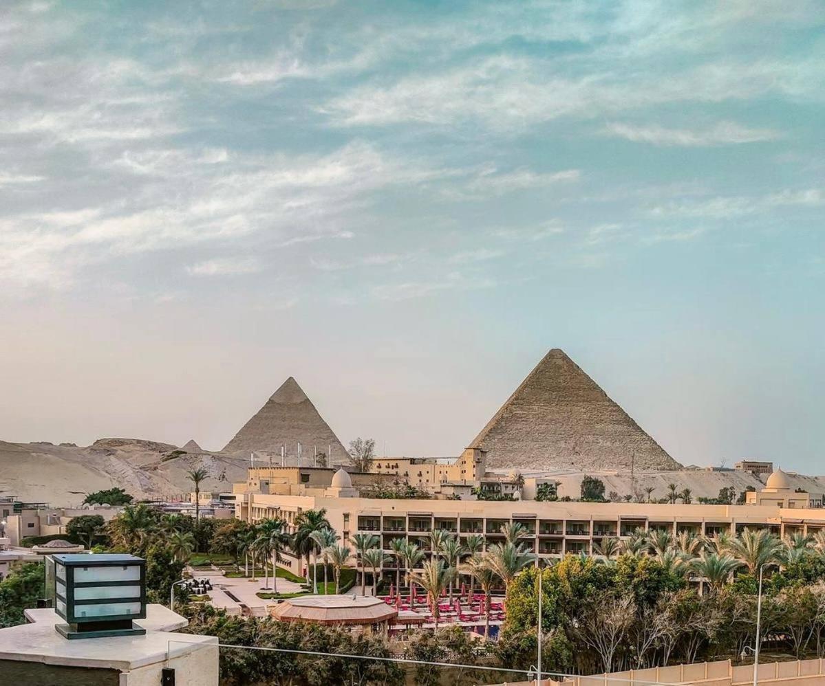 Moonlight Pyramids View 4* Kafrat al Jabal