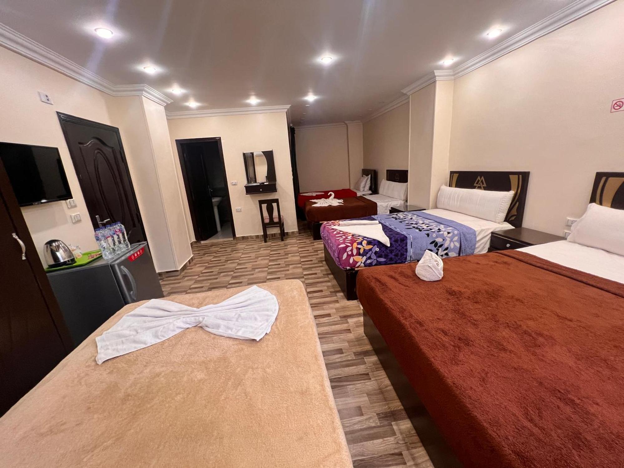 Hotel The Pyramids