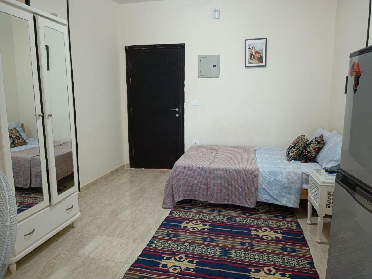 Apartment Cozy Little Near Kite Station. *
