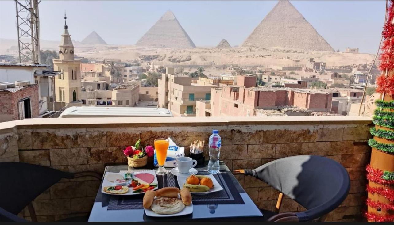 Frühstückspension Pyramids *