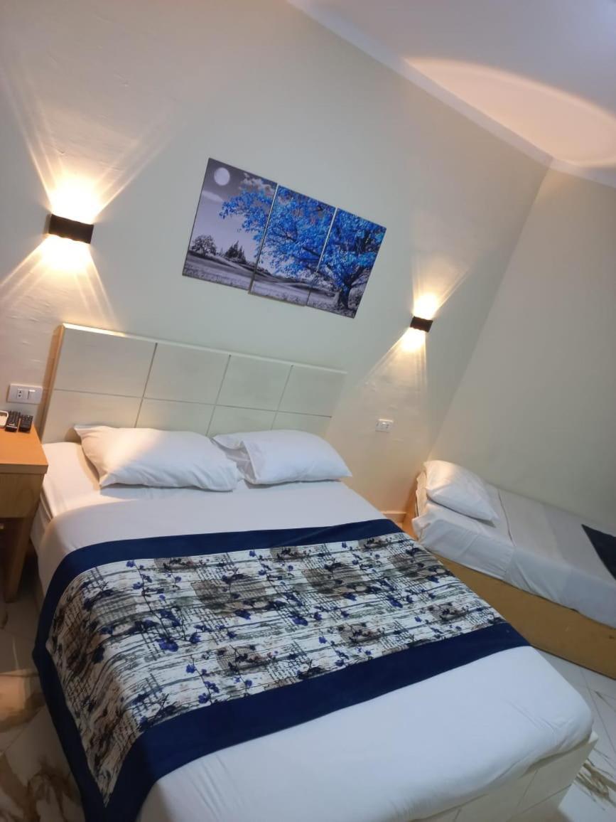 Aparthotel Andalusia Blue *