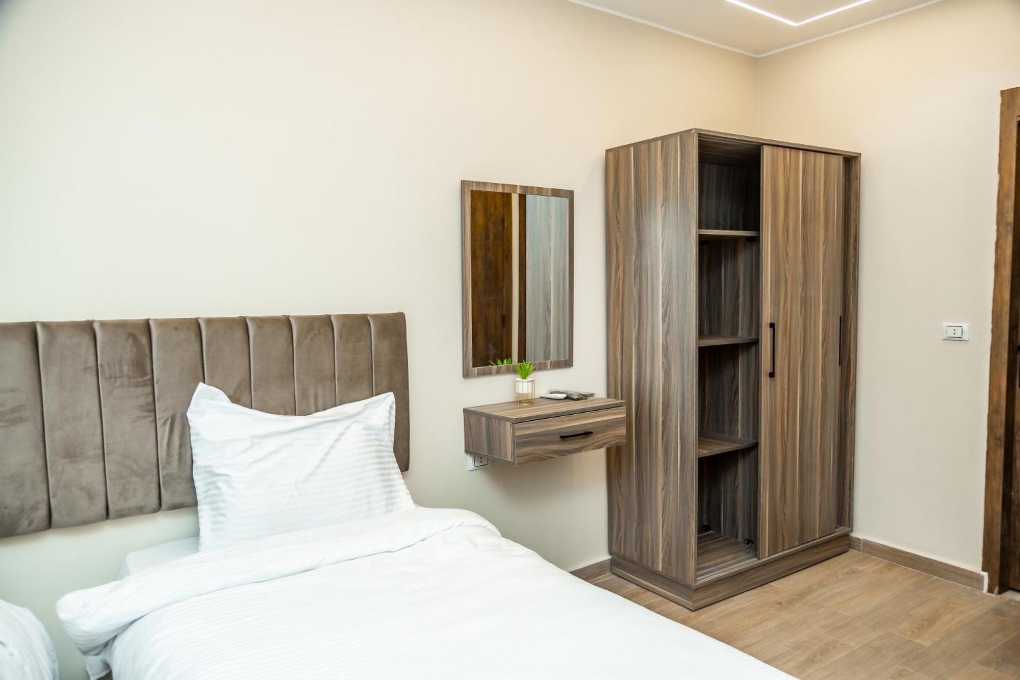Hotel Night Pyramids Kafrat al Jabal