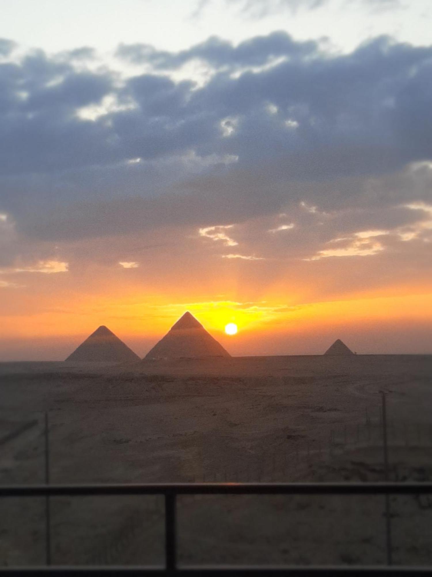 Atlantis Pyramids New * Giza