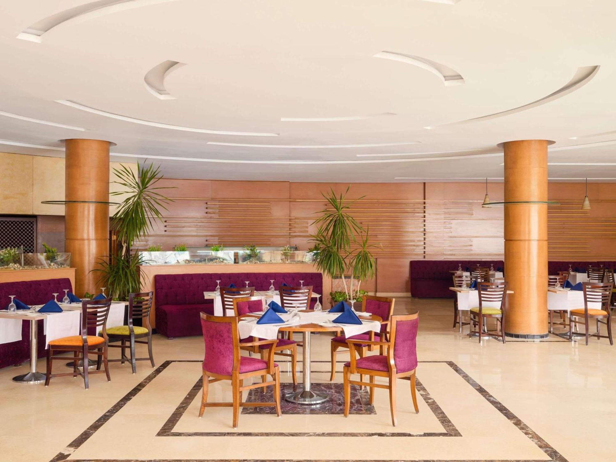 Novotel Airport Hotel Cairo