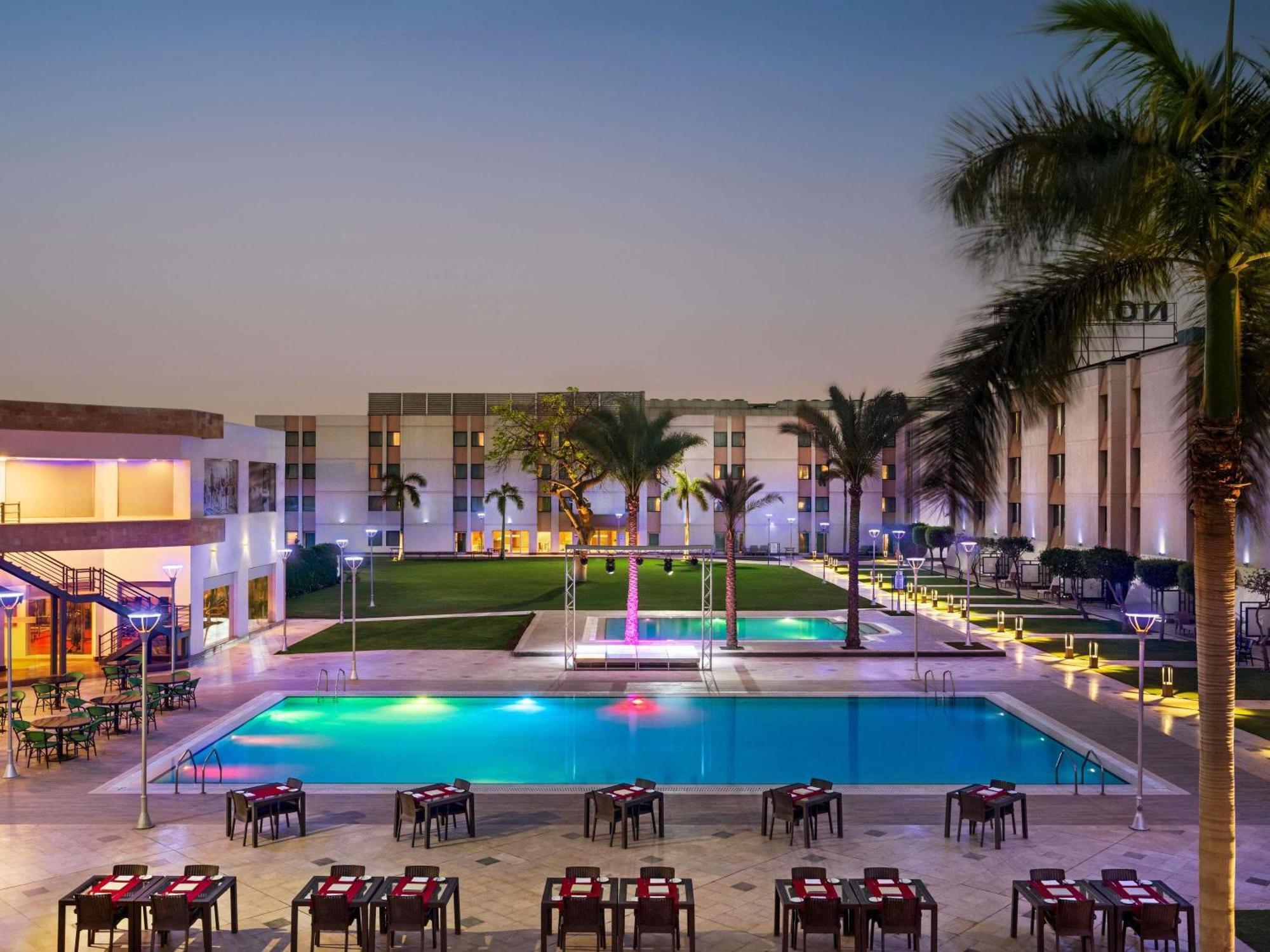 Novotel Airport 4* Cairo