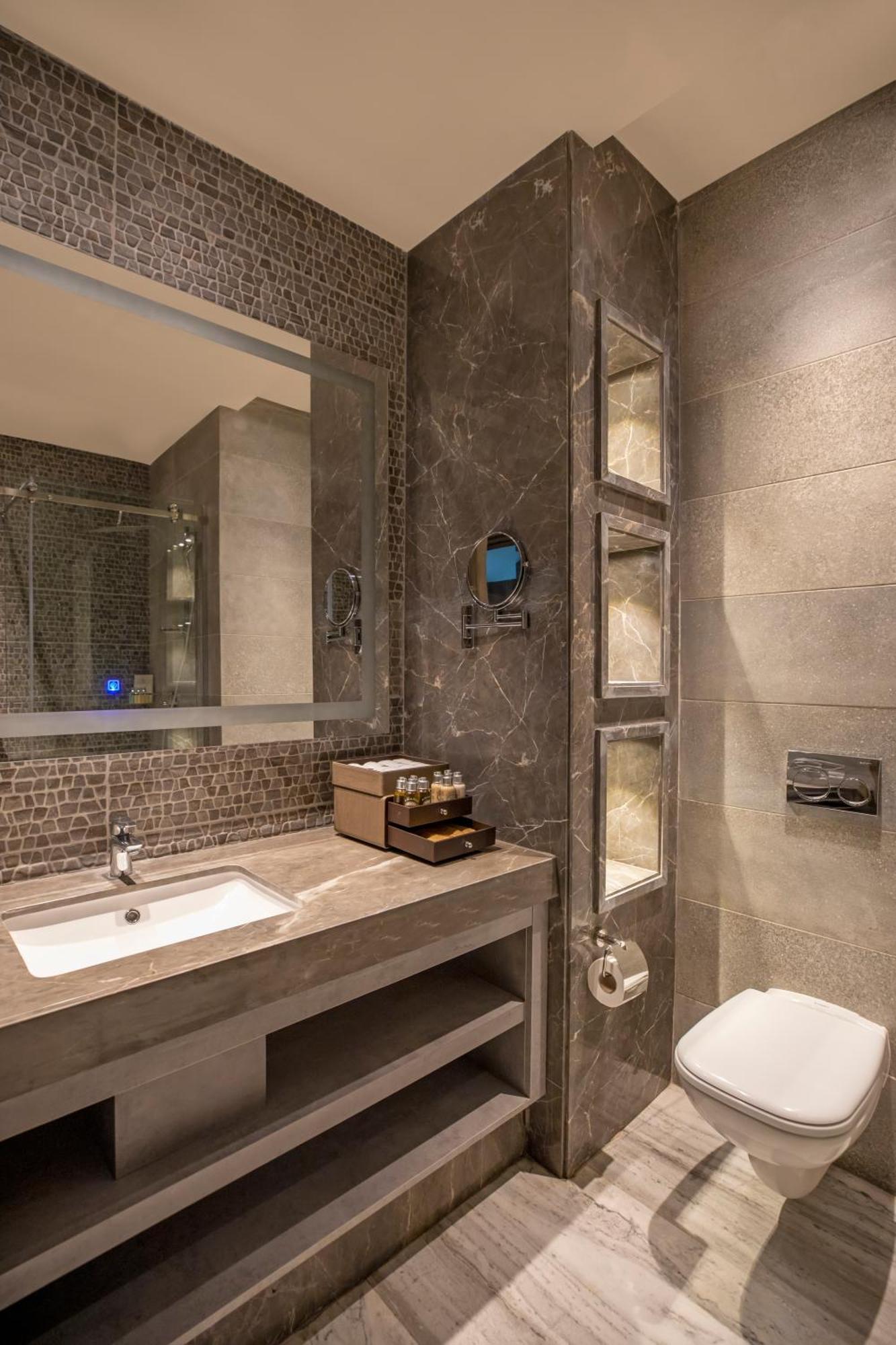 Rixos Montaza Hotel 5*