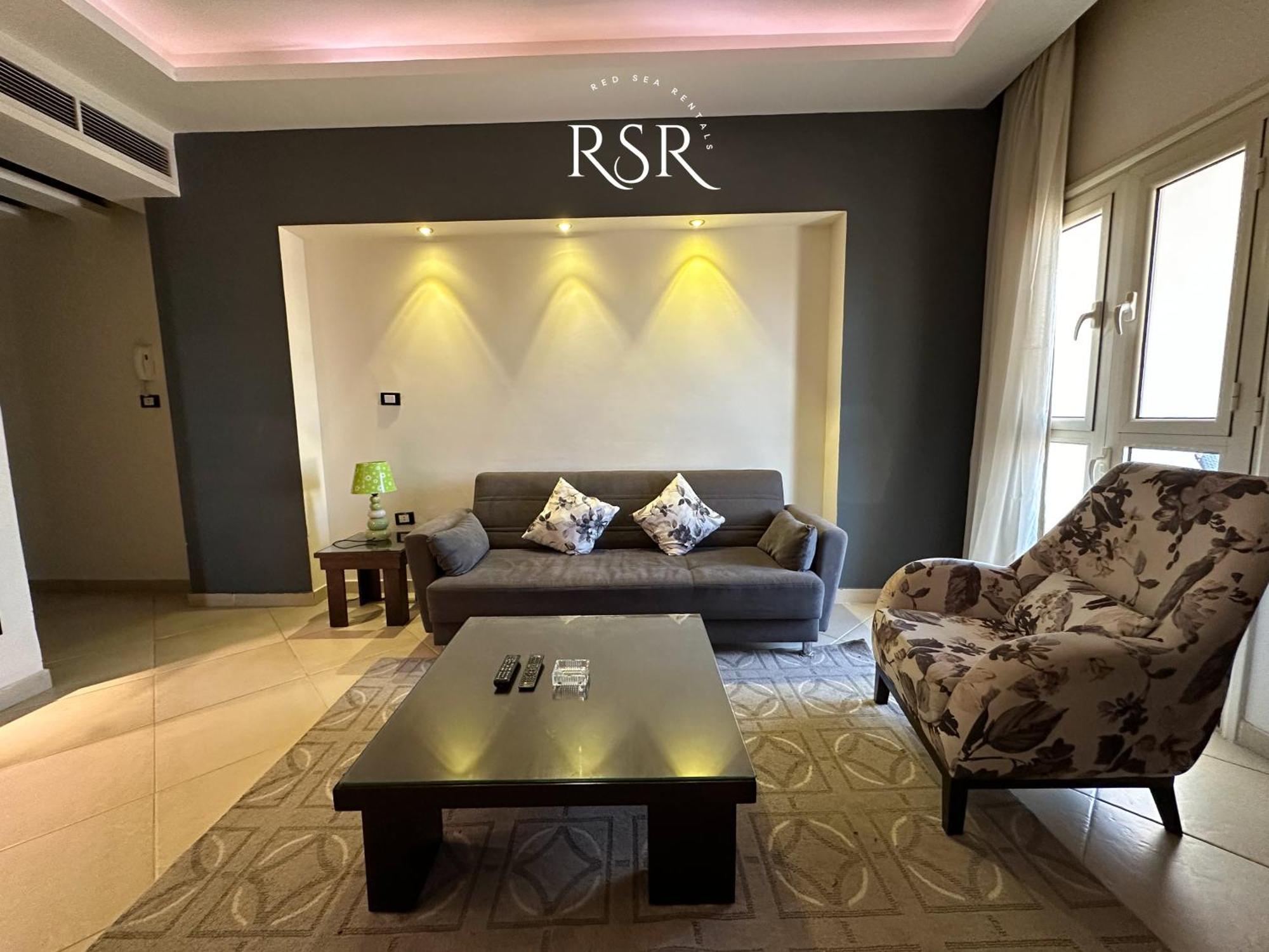 Elite Aparthotel