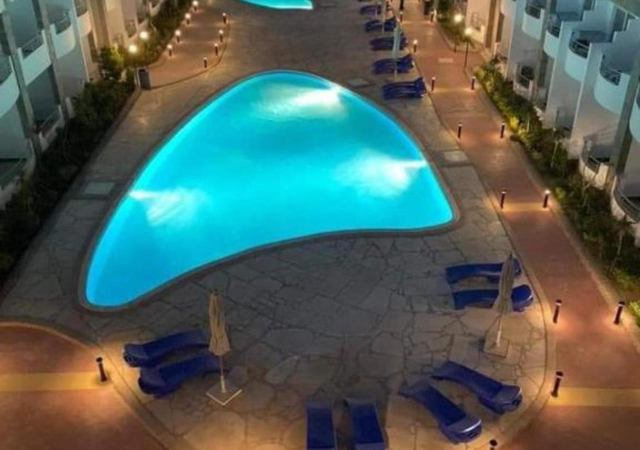 Luxury Cecelia Apartment