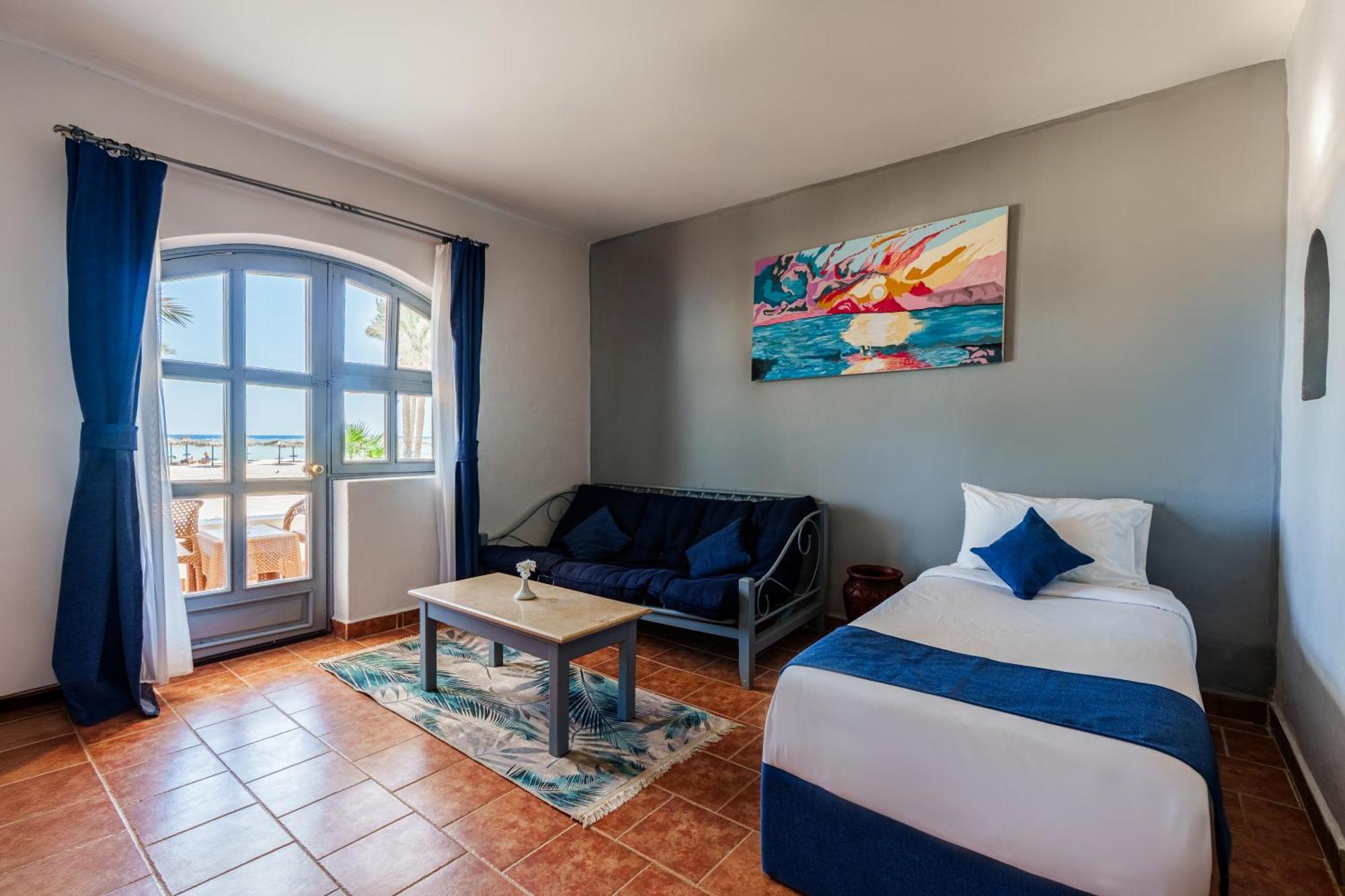 Protels Crystal Marsa Alem
