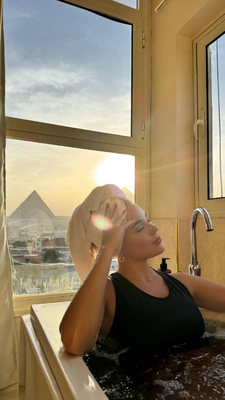 Moonlight Pyramids View 4*