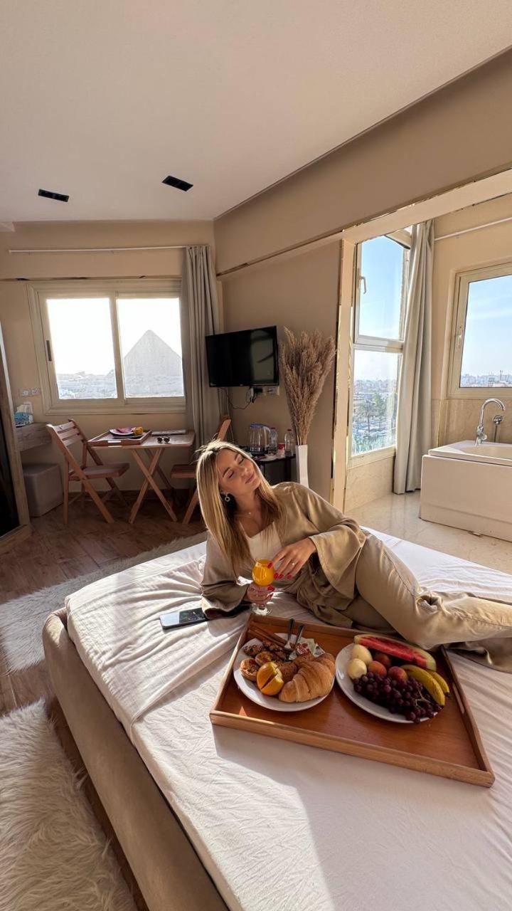 Moonlight Pyramids View 4* Kafret el-Gabal