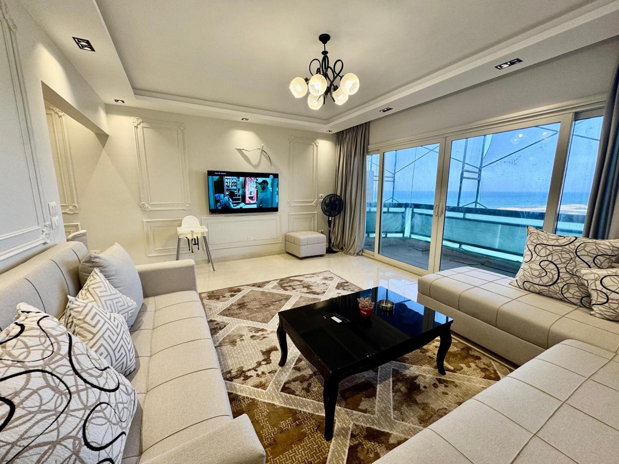 Luxury Gleem 2 Direct Sea View *