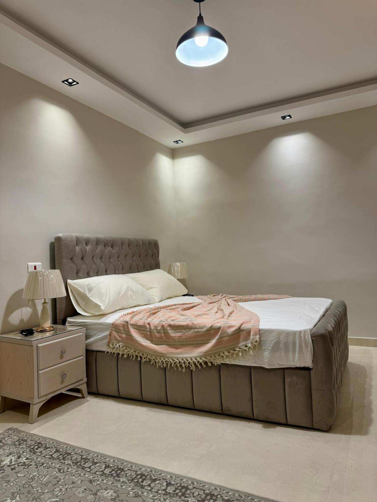 Luxury Gleem 2 Direct Sea View *