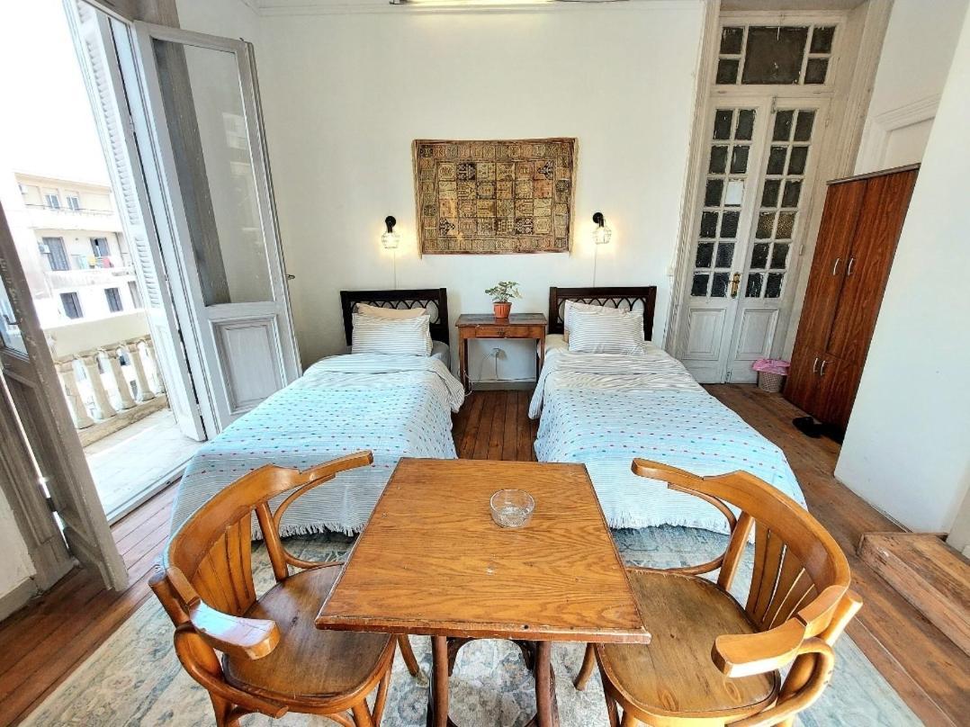Men's Exclusive Arab Hostel