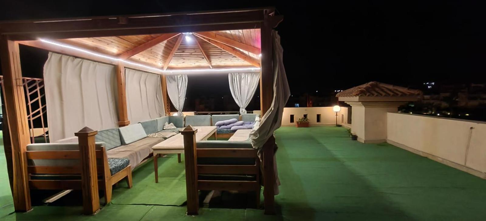 Vilă At Piacera Seaview 2 *