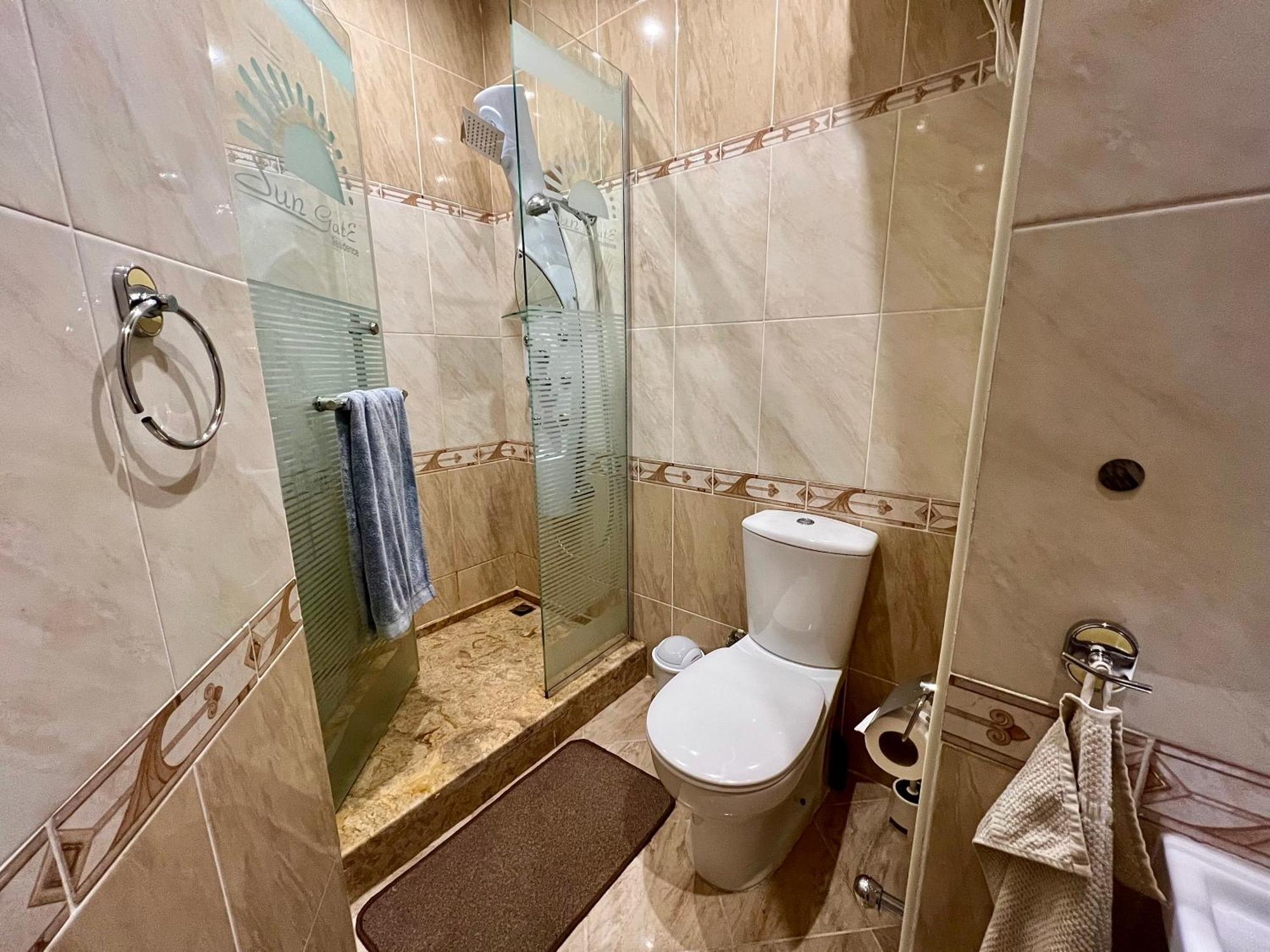 Aparthotel Luxury Beachfront Studio- Foreign Nationals Only