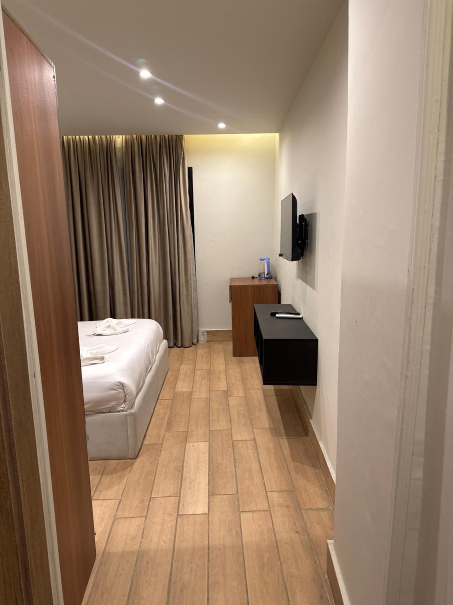 Kings Gate Pyramids 4*