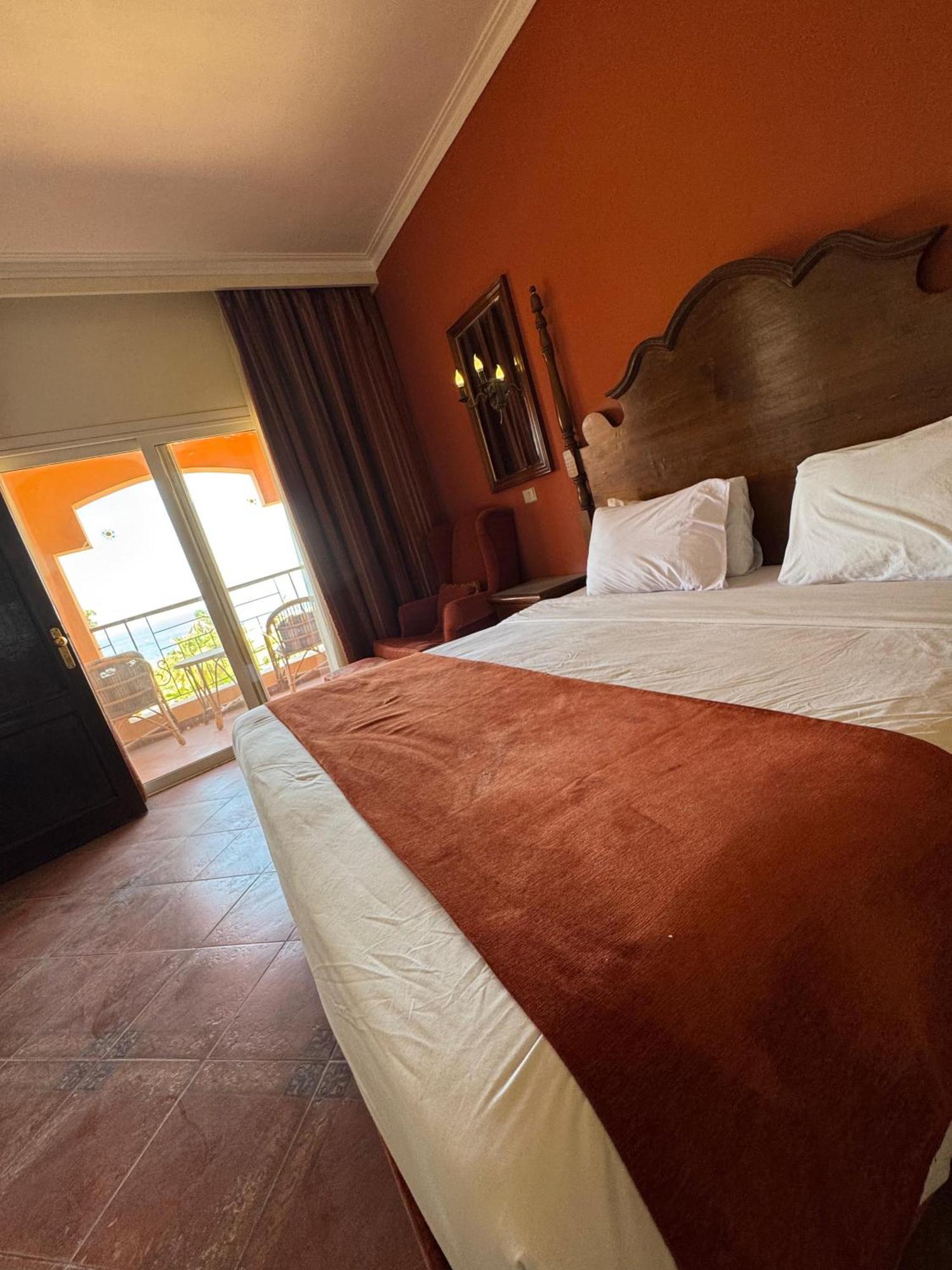 Dome Marina & Ain Sokhna Resort