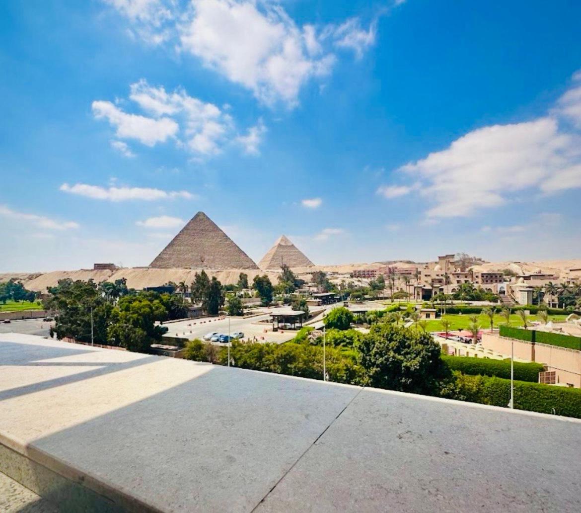 Turquoise Pyramids & Grand Egyptian Museum View 4*