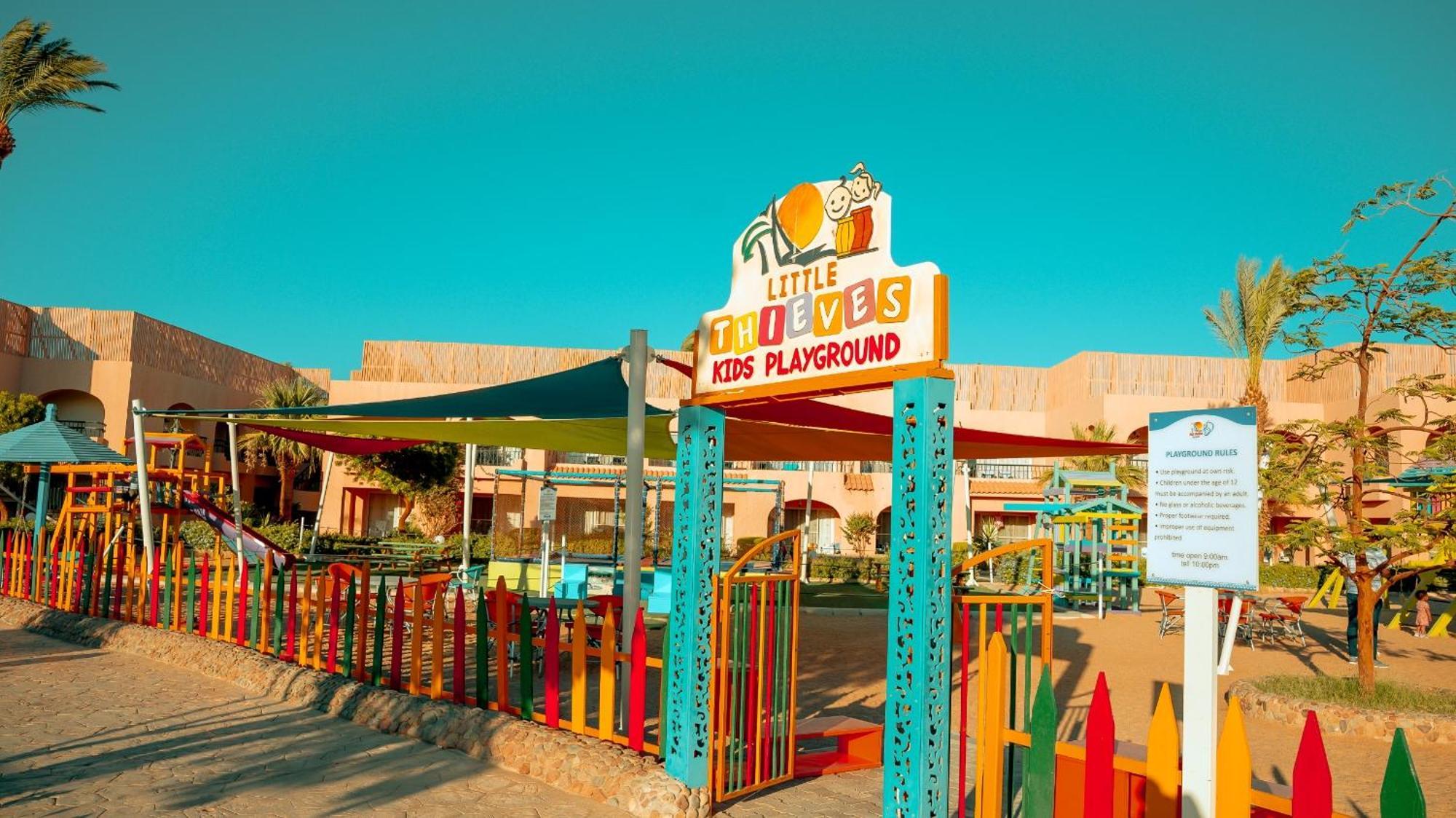 Ali Baba Palace Resort 4*