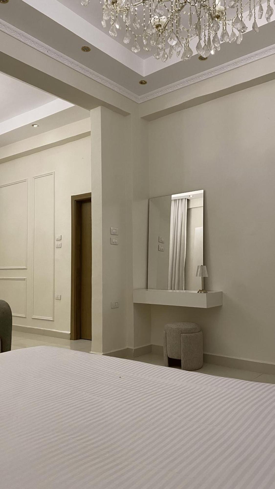 Hotel Sphinx House