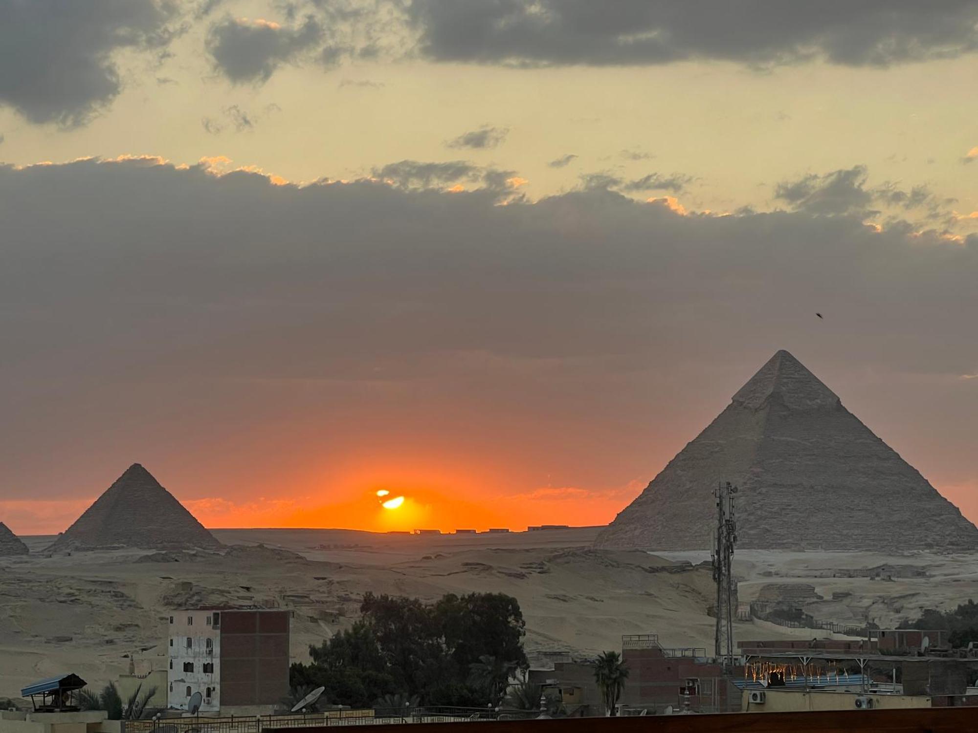 Golden Mask Pyramids Hotel Kafrat al Jabal