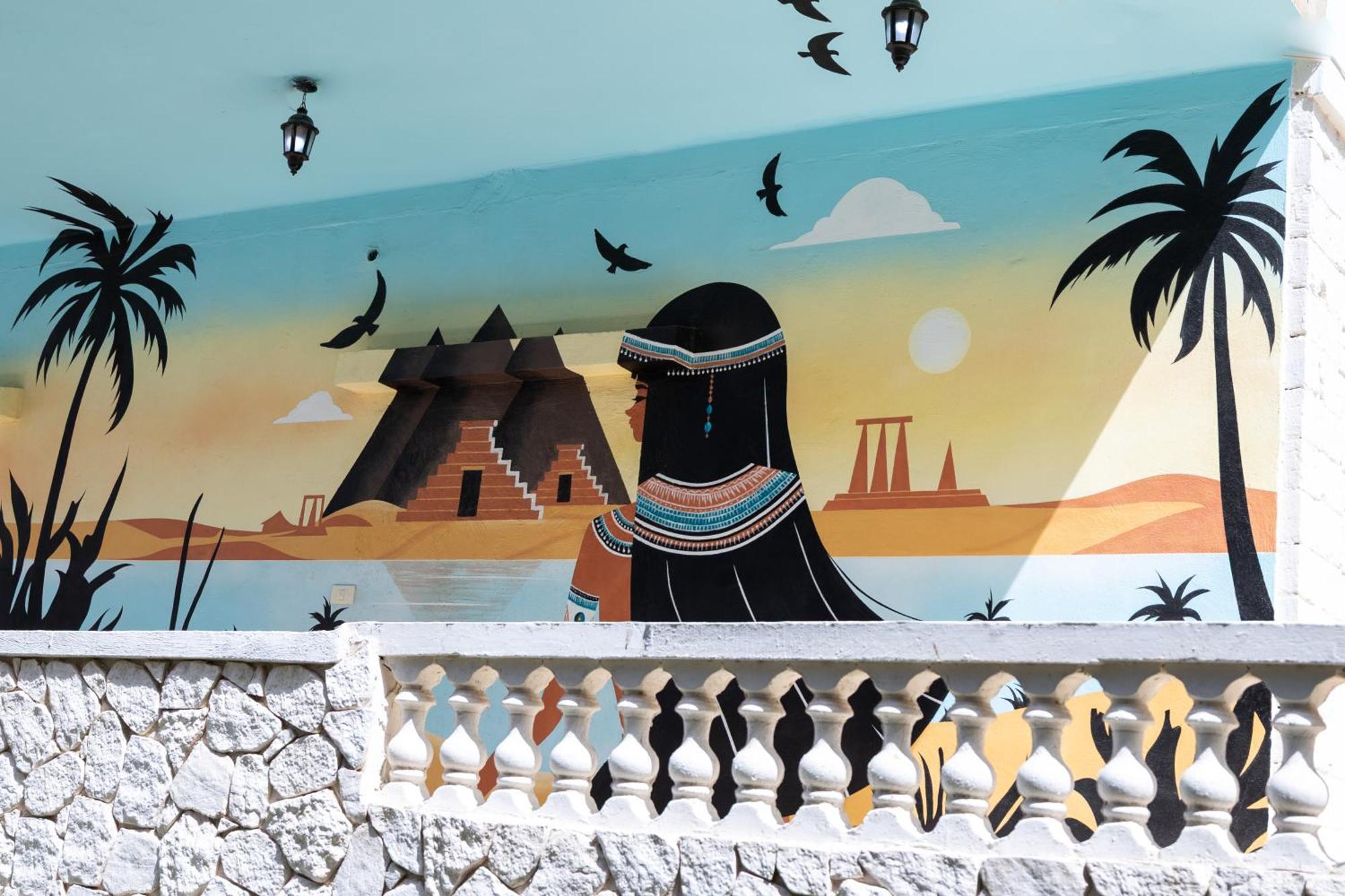 Sphinx House Hotel 4*