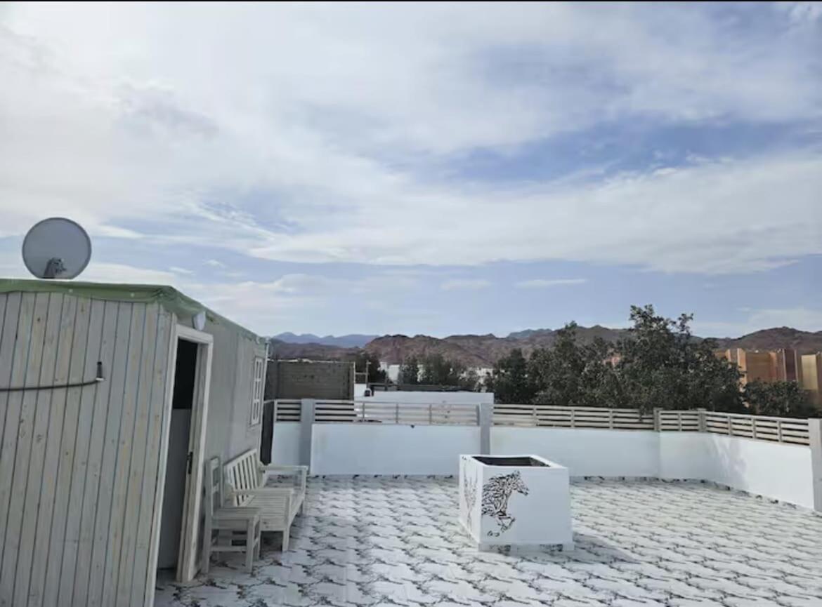 Roof Fully Equipped With Private Yard Dahab