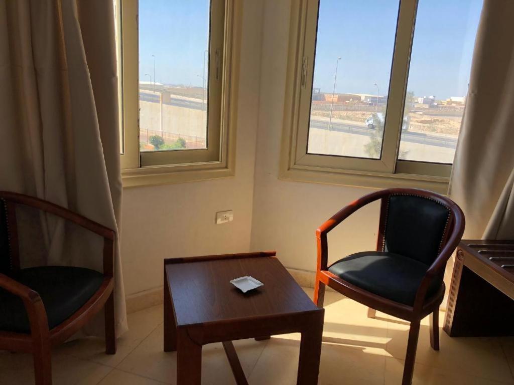 Royal Nj Hotel Borg El Arab