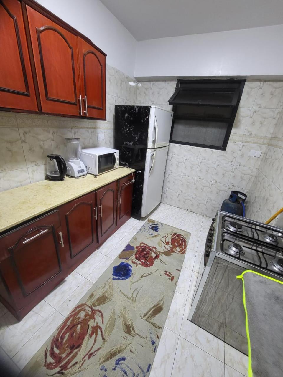 شقه فى ميامى بالاسكندريه مطله على البحر Apartment