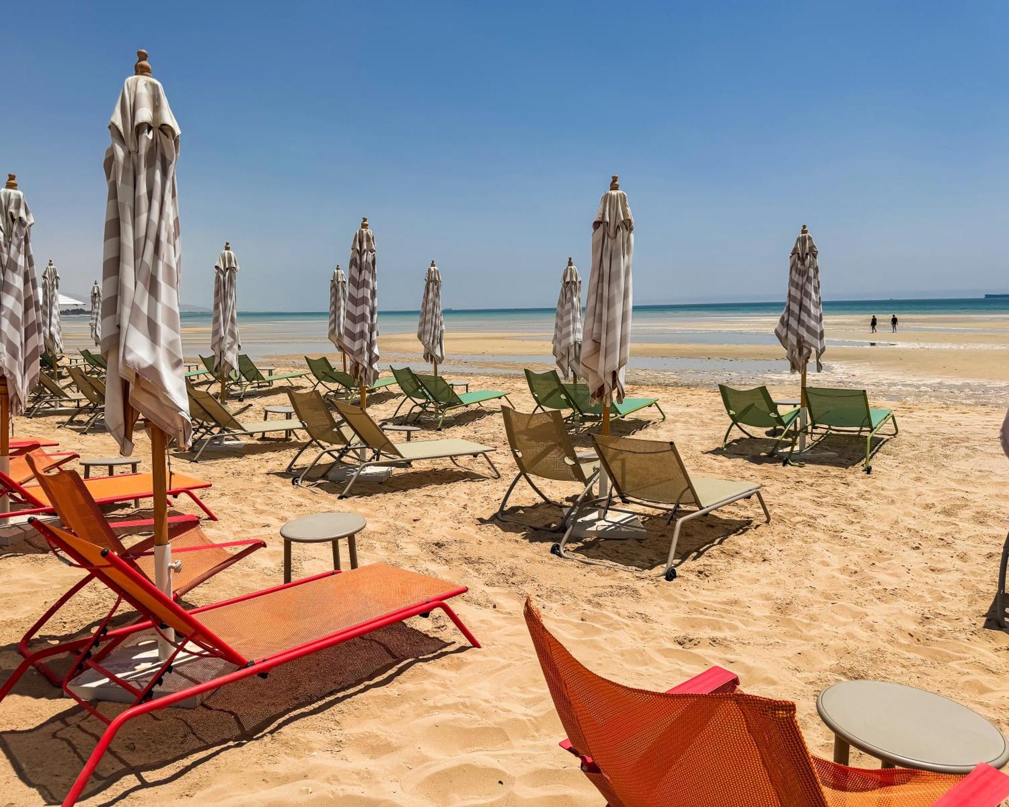 2-br Direct To The Pools Einbay Holiday home