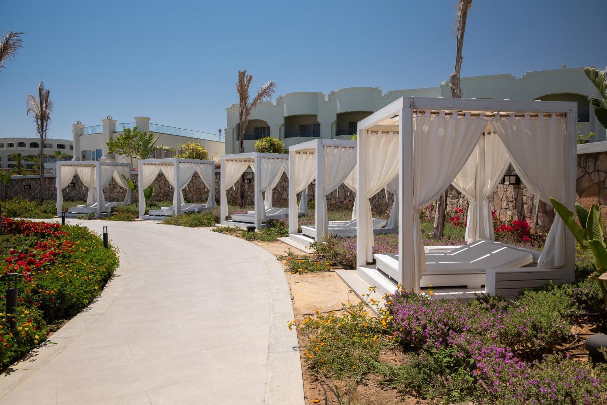 Cleopatra Sidi Heneish Complex