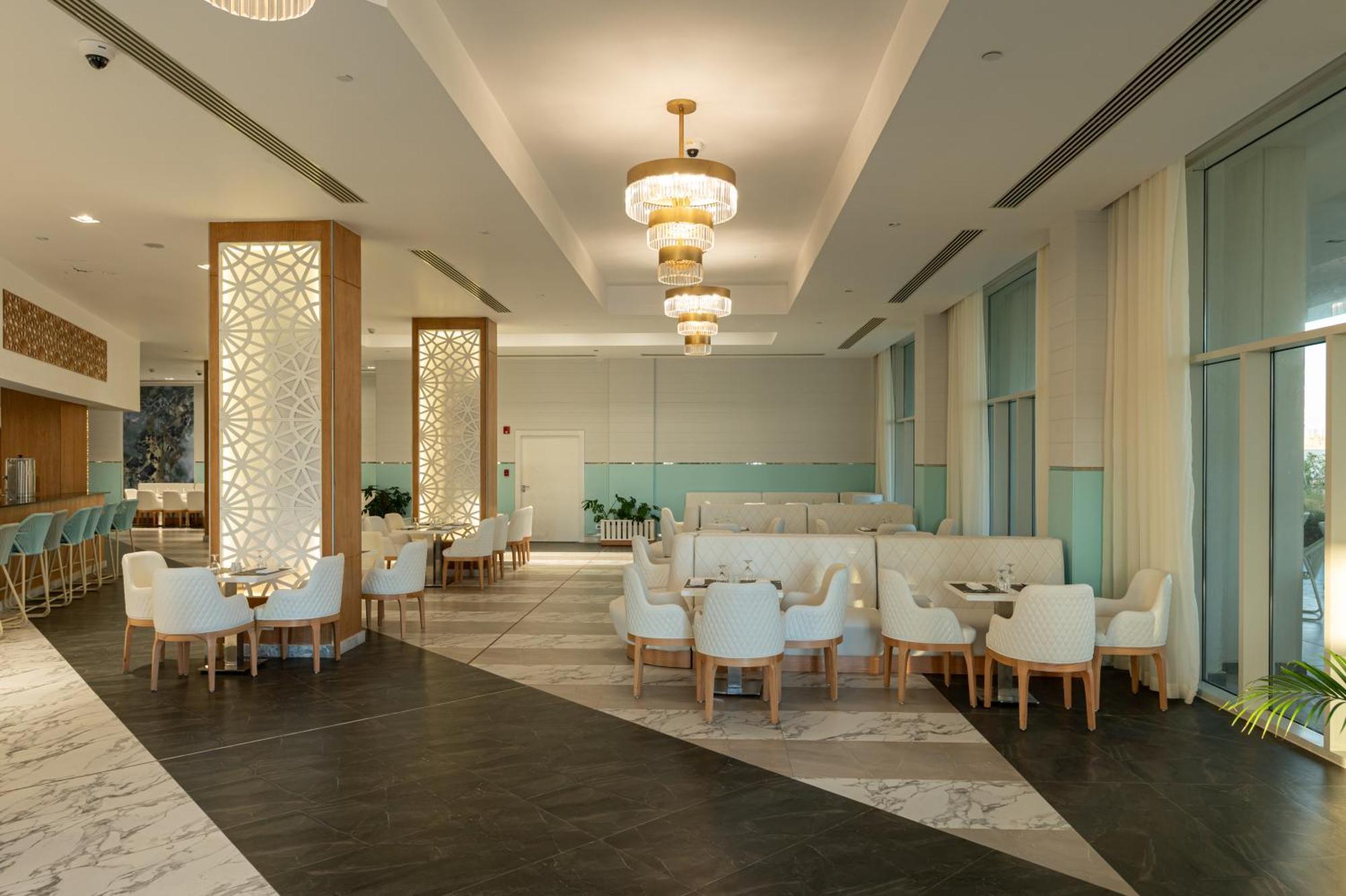 Complex Cleopatra Sidi Heneish 5*