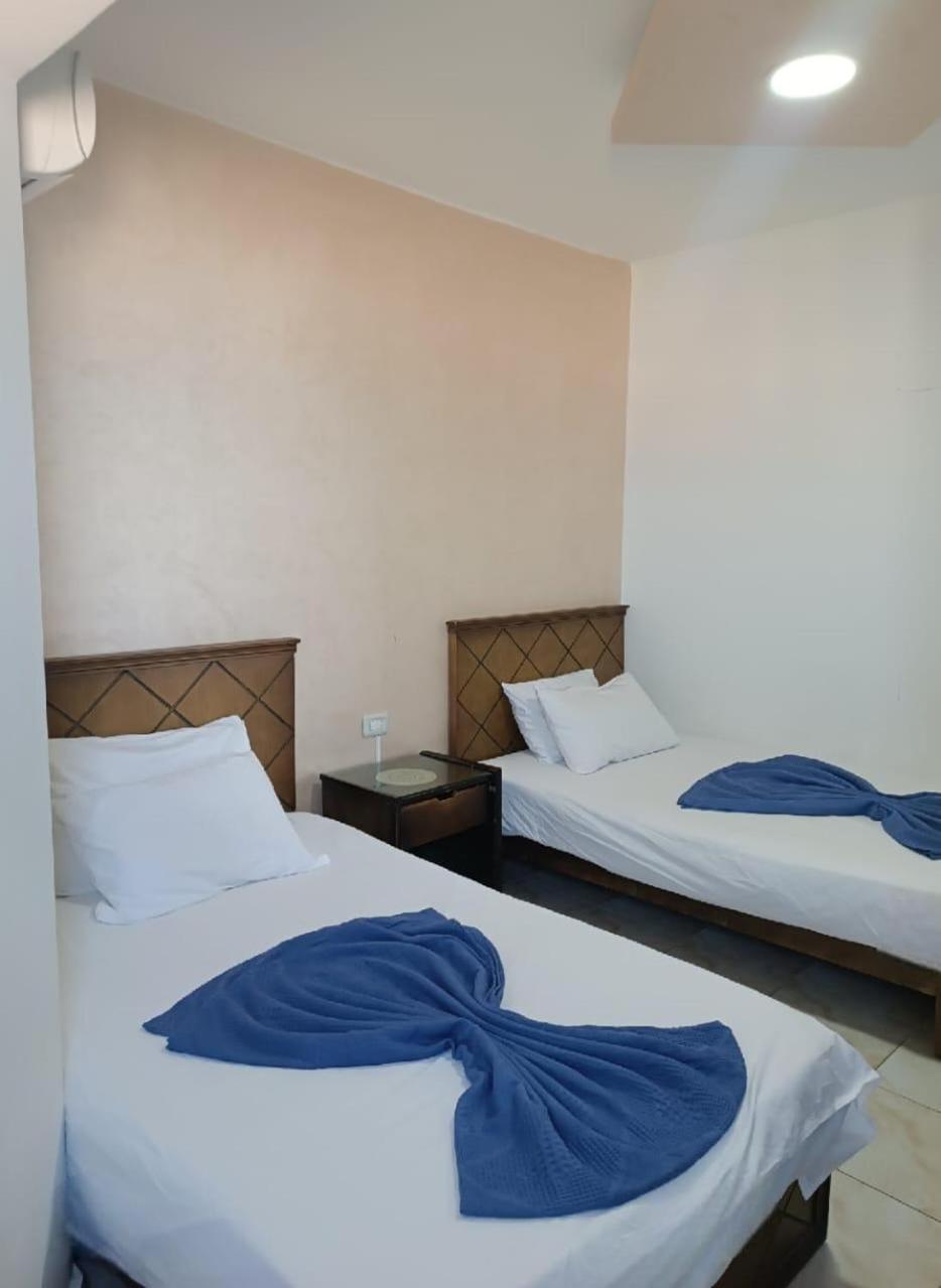 Aparthotel Bar Armed Forces 3*