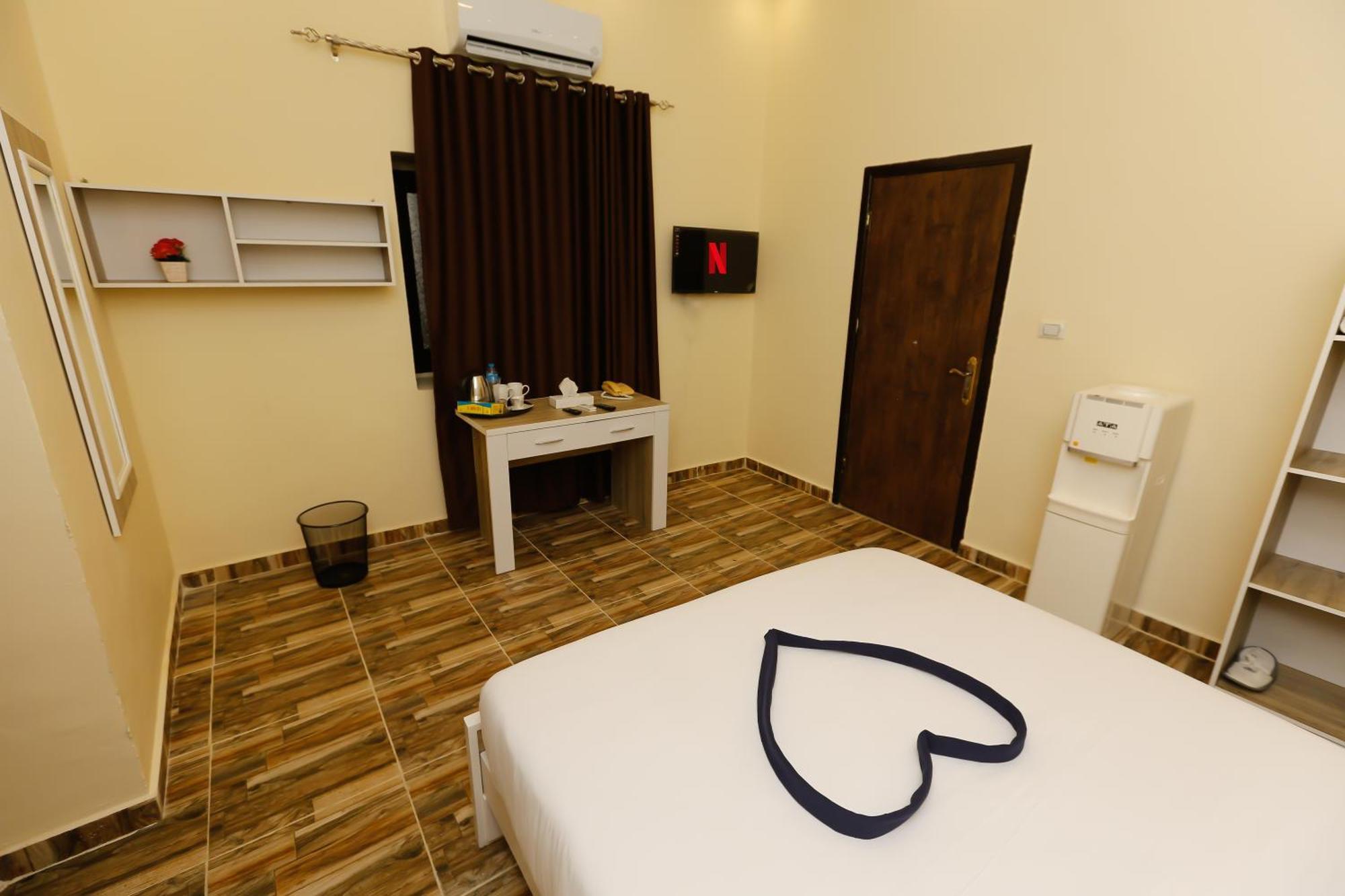 Turquoise Pyramids Gate Centre 3* Kafrat al Jabal