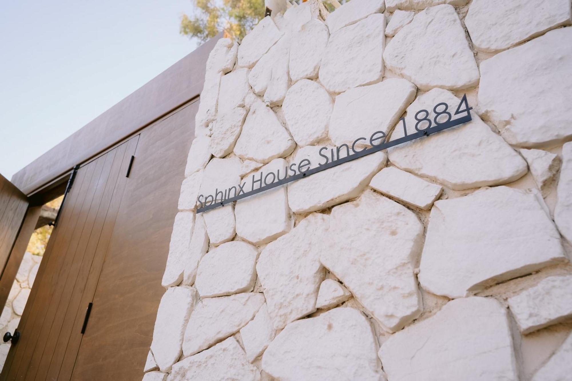 Hotel Sphinx House