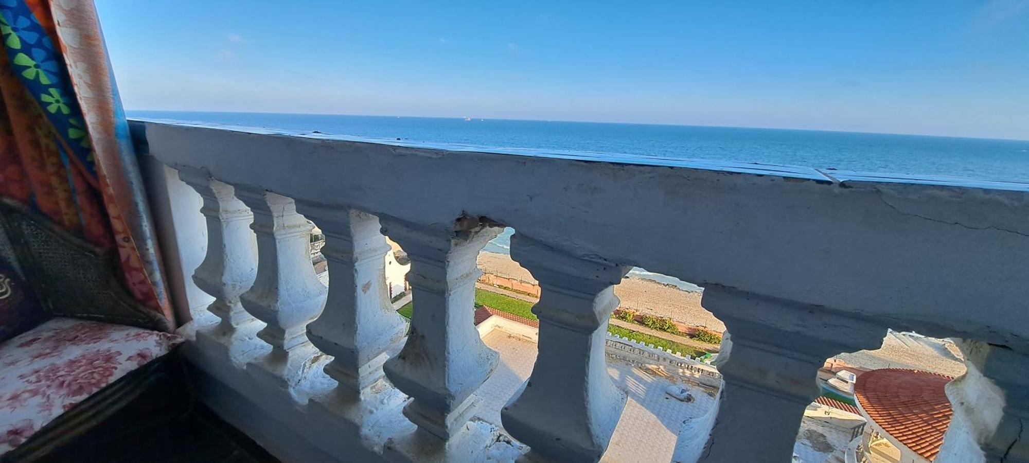 Panorama Sea View Apartment: Coast Getaway Apartment Alexandria