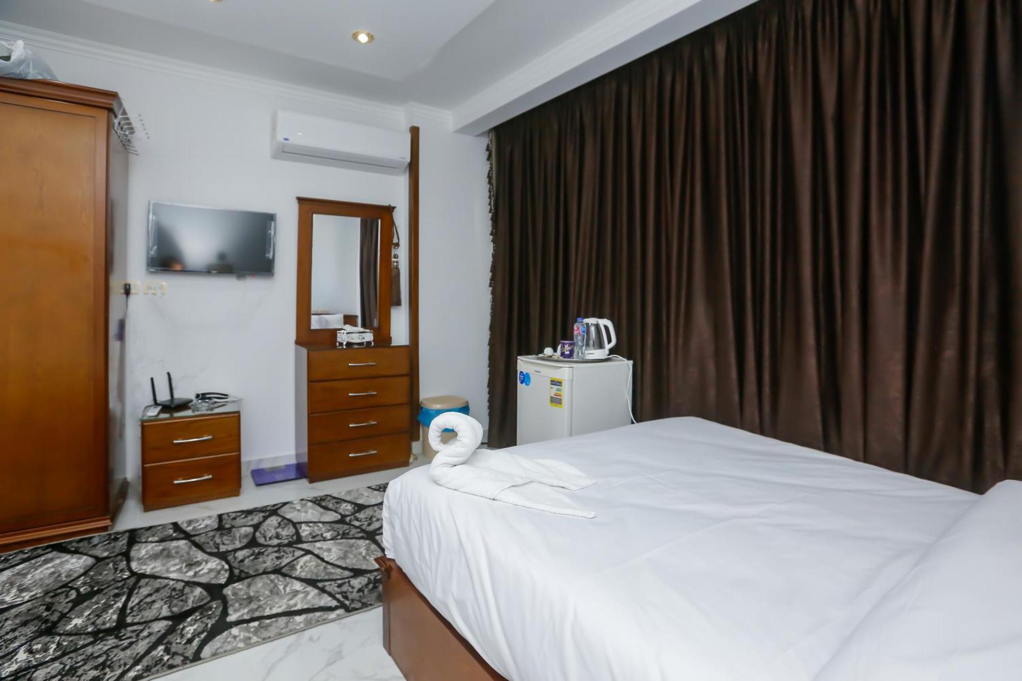 New Asser Pyramid Hotel 4*