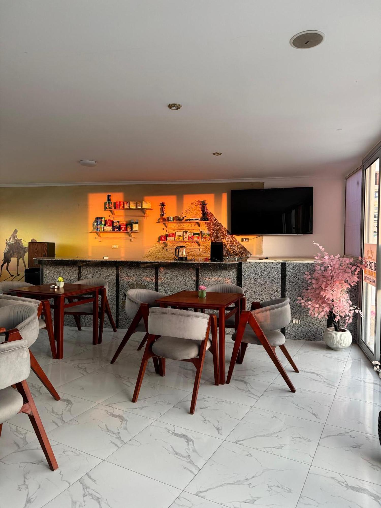 New Asser Pyramid Hotel Kafret el-Gabal