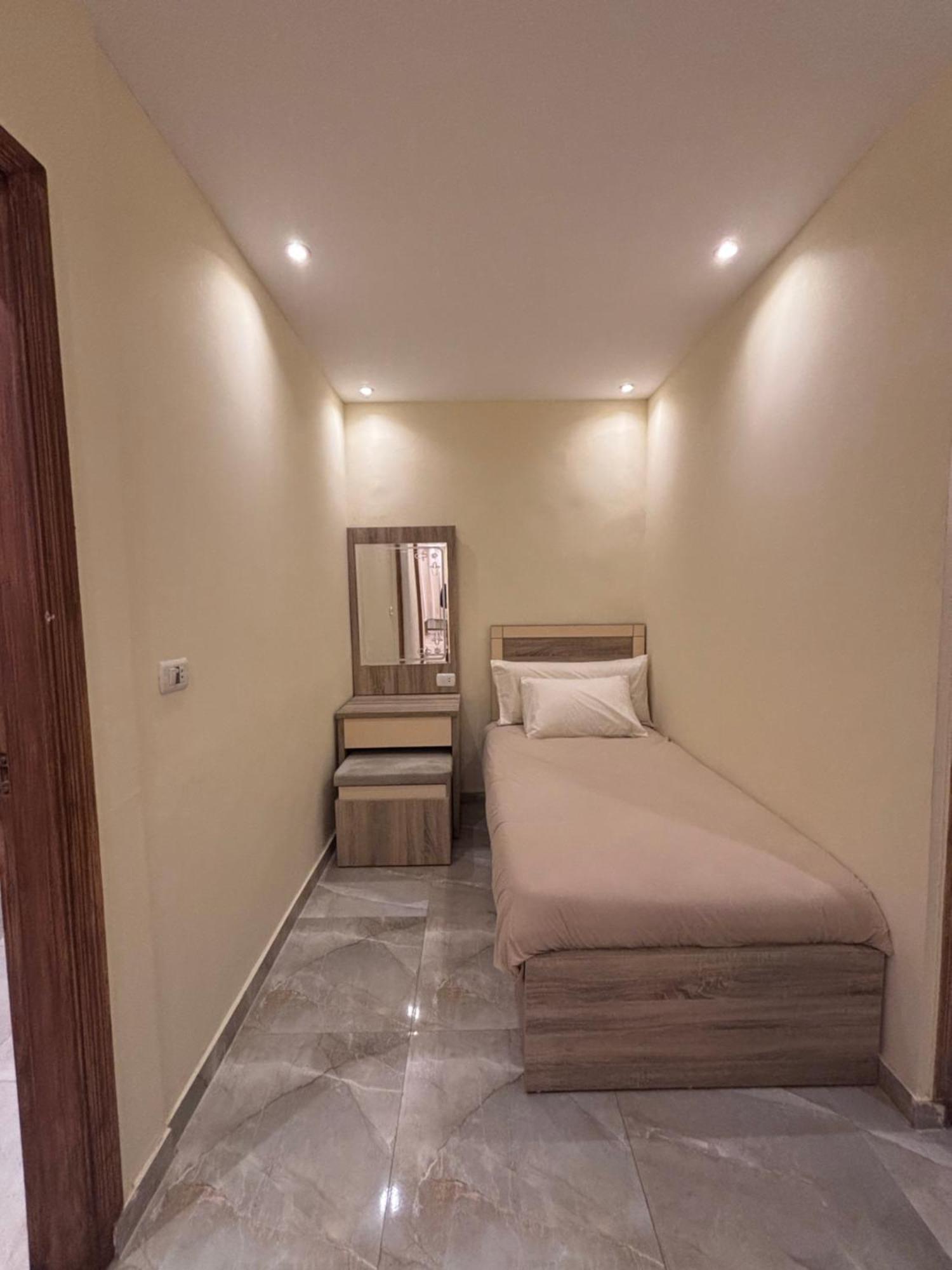 Hotel Hassan Pyramids *