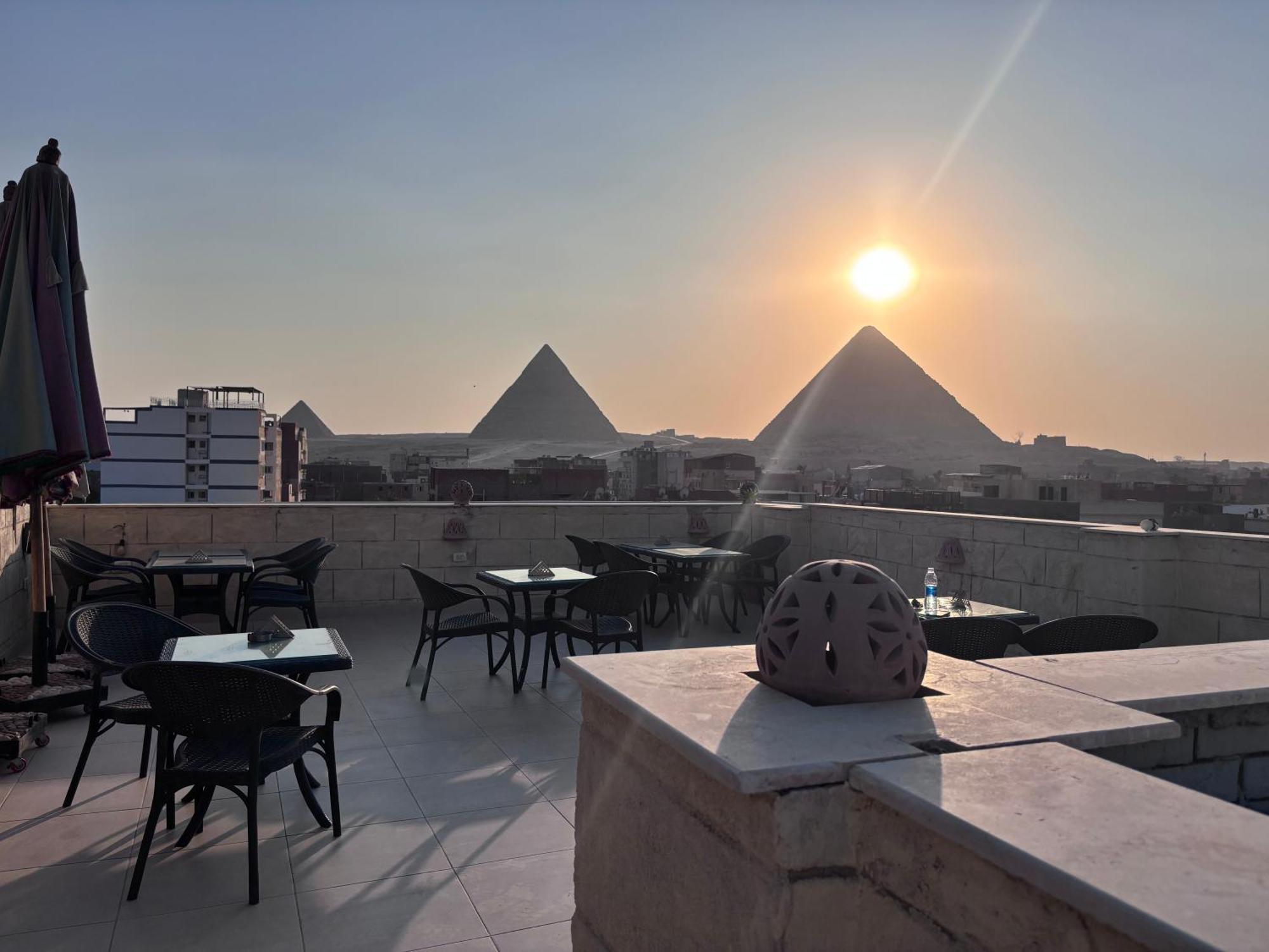 Hotel Hassan Pyramids