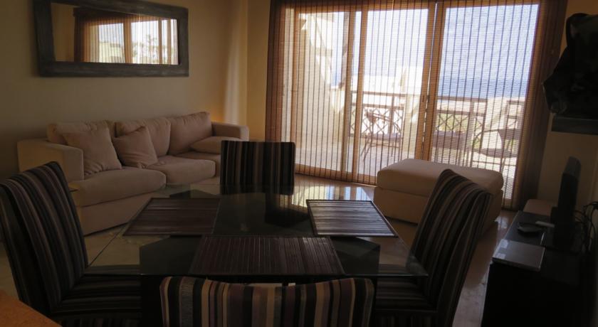 Azzurra Two-bedroom At Sahl Hasheesh Apartment *