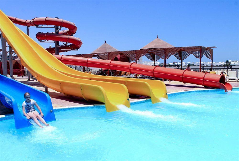 Hotelux Marina 4*