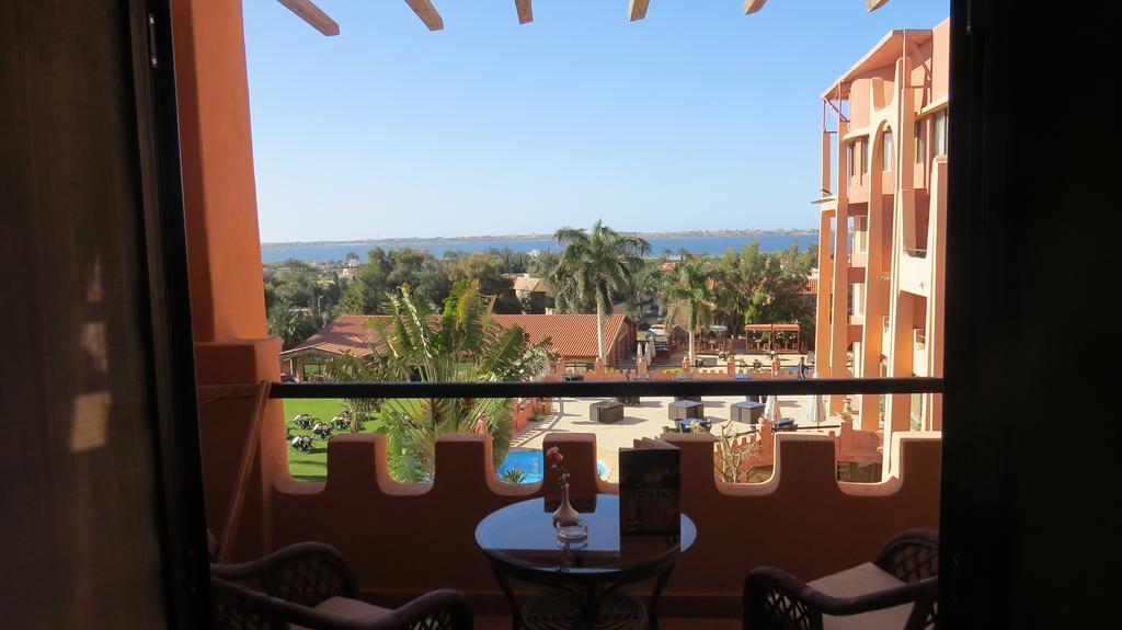 Resort Africana &