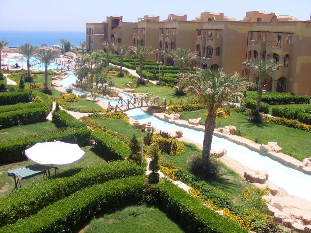 Resort La Sirena & - Families Only
