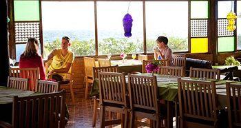 Resort Coral Coast 3*