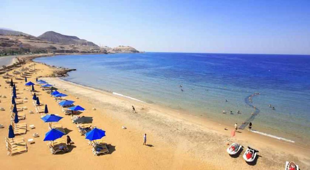 Two-Bedroom Apartment At Porto Sokhna Pyramids - Families Only Apartment