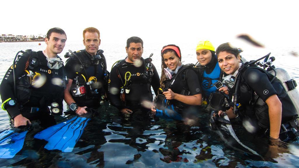 Hostel Deep Blue Divers *